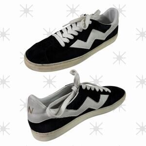 ⭐️Stuart Weitzman Women's 8B Black & White Suede Leather Daryl Sneakers Shoes